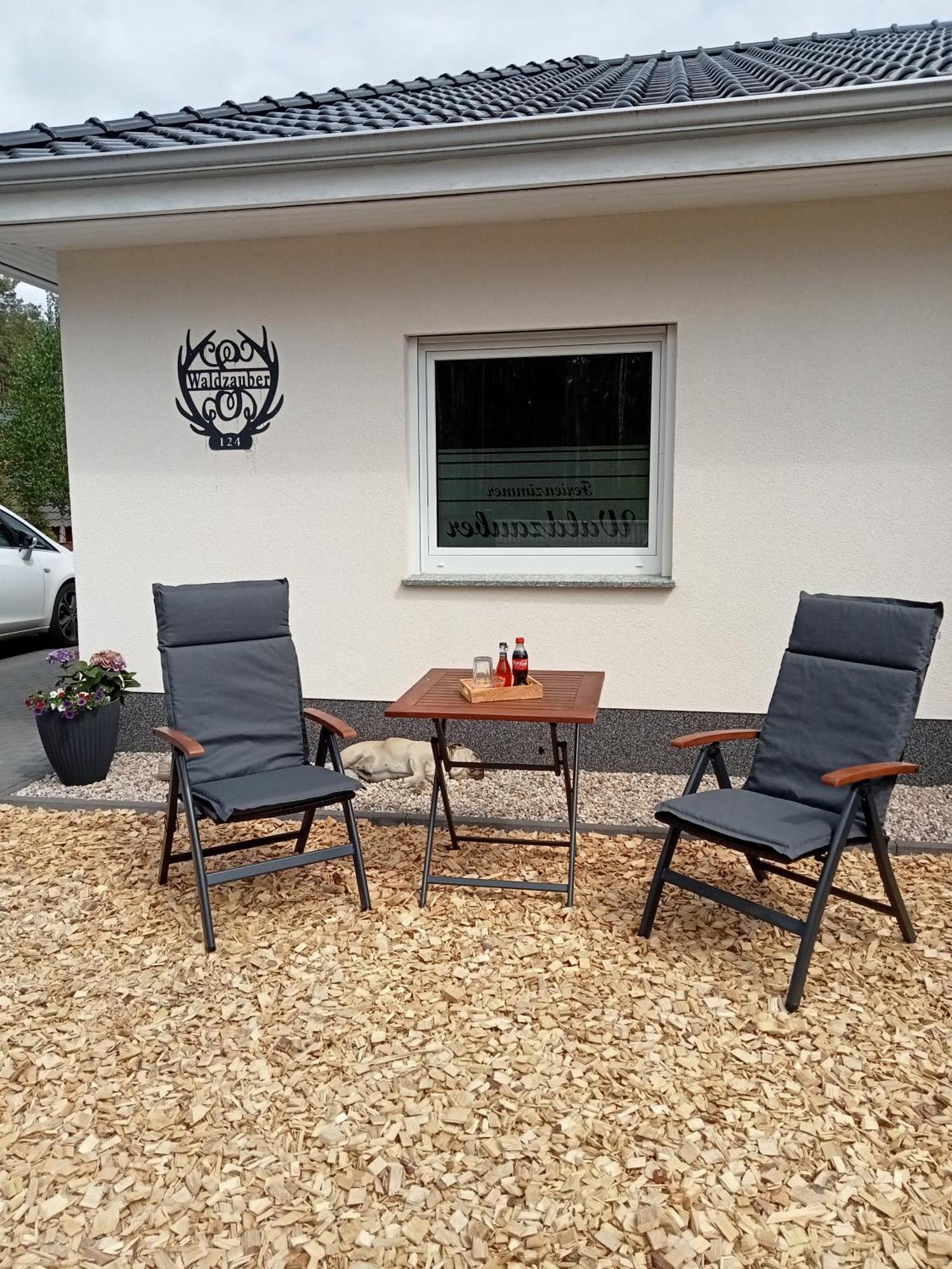 Borkwalde Ferienzimmer Waldzauber מראה חיצוני תמונה